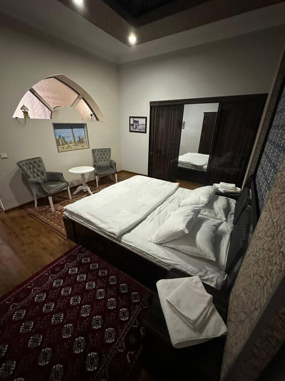 Turkistan Hotel Kogon Buitenkant foto